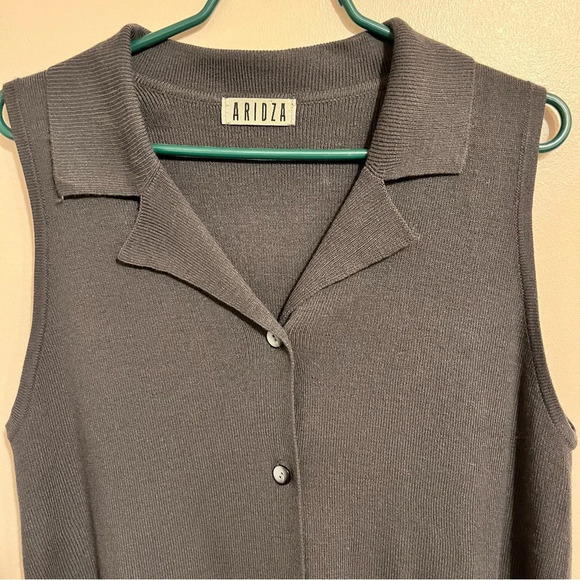 Charcoal Grey Long  Knit Vest - Picture 2 of 4